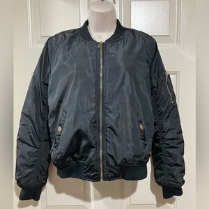 Better Be Adult size small jacket some what puffer style